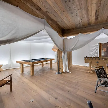 Courtland Courchevel
