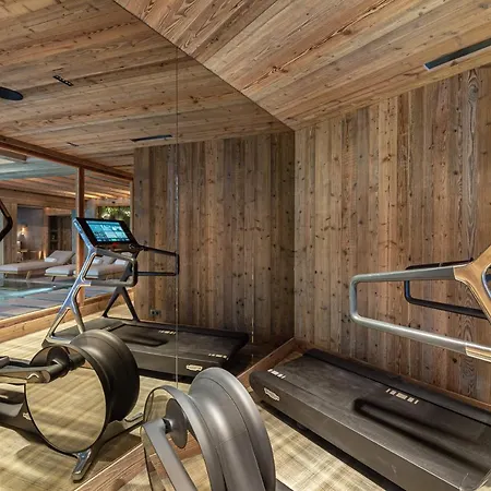 Courtland * Courchevel